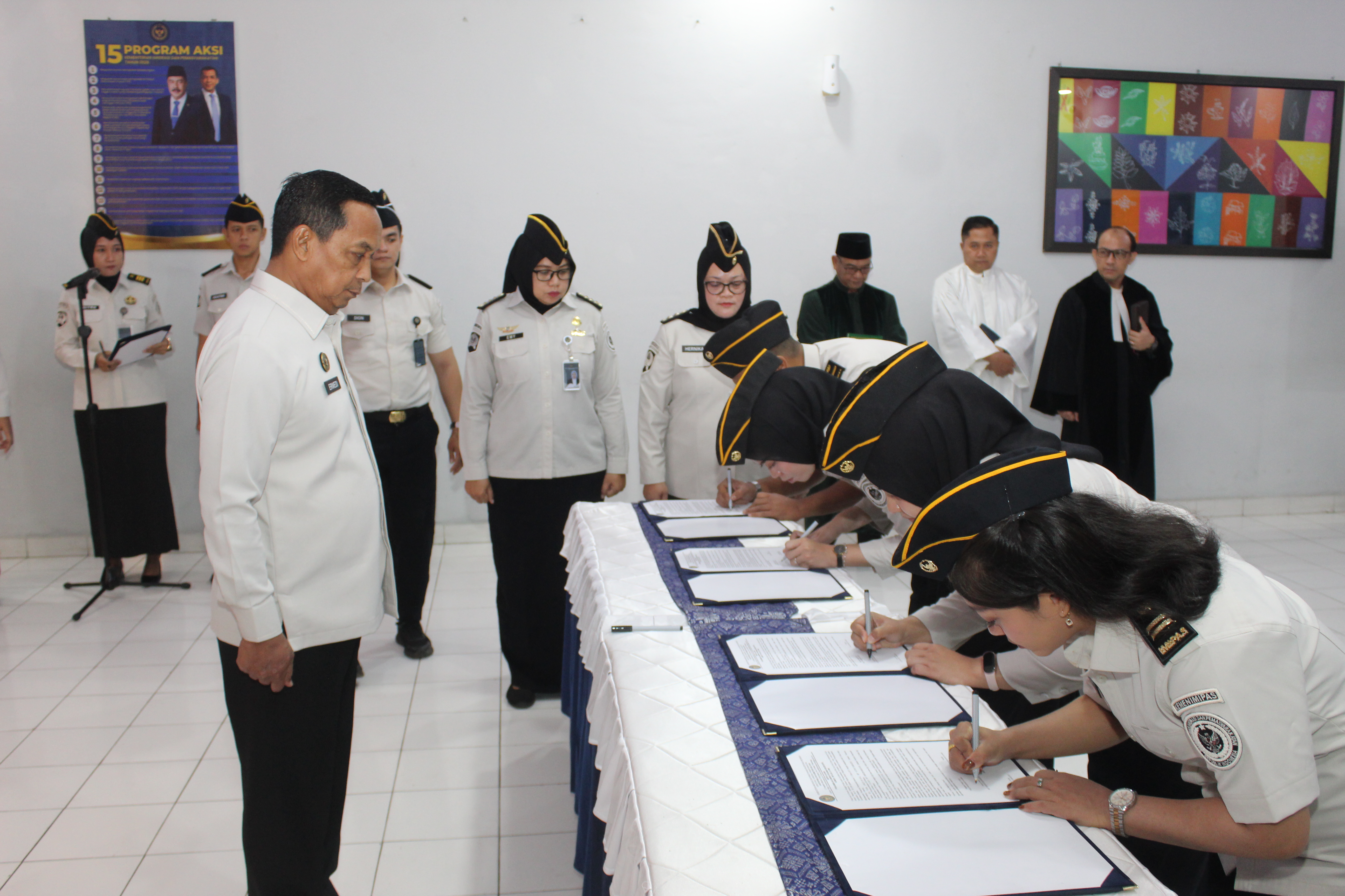 Sebanyak 11 CPNS Resmi Dilantik Menjadi PNS, Kakanwil Ditjenpas Sumsel Tekankan Peningkatan Kinerja dan Profesionalisme