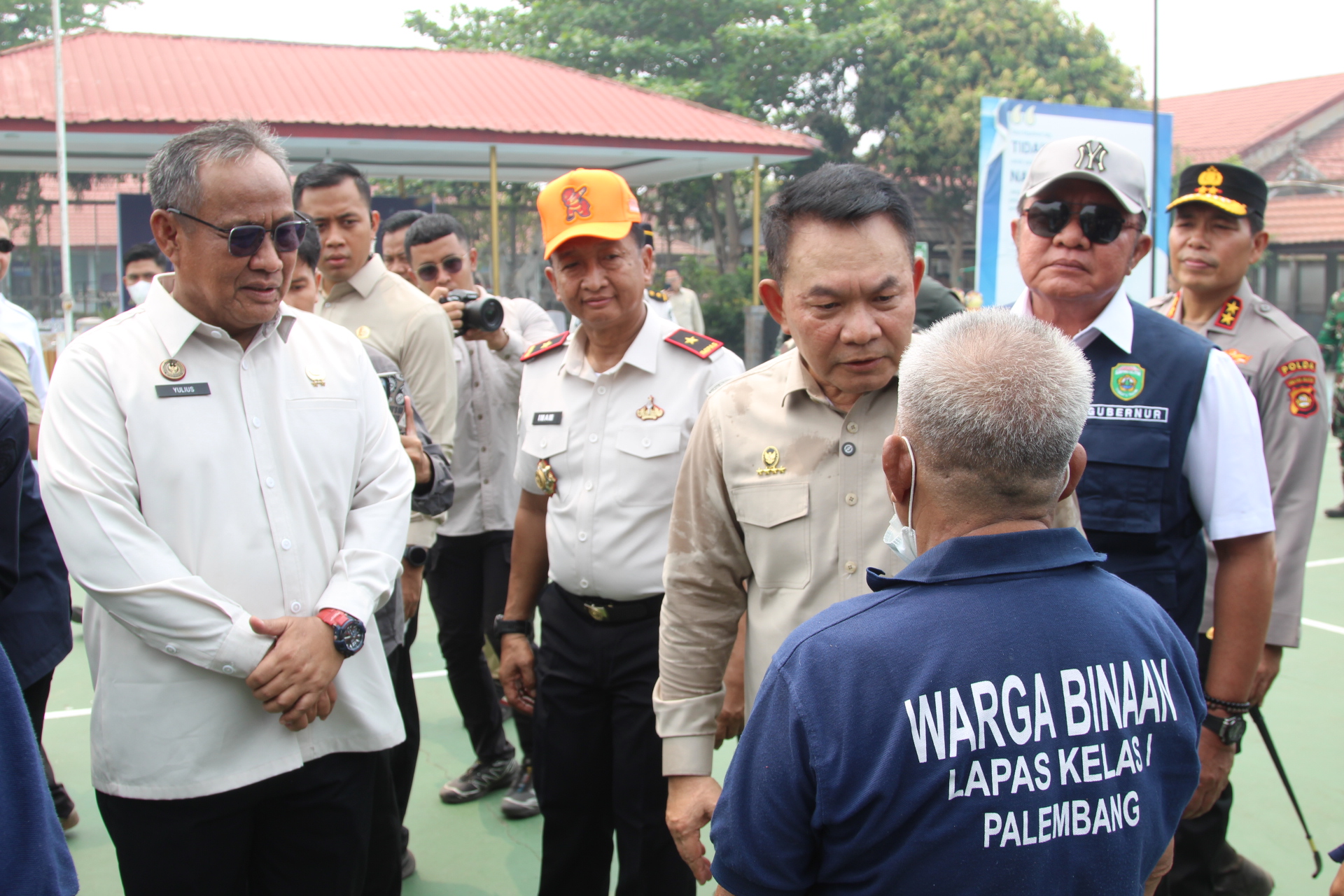 Tinjau Lokasi Karhutla di Sematang Borang, Kakanwil Ditjenpas Sumsel Dampingi Menko Polkam Pastikan Kesiapsiagaan Penanganan Kebakaran
